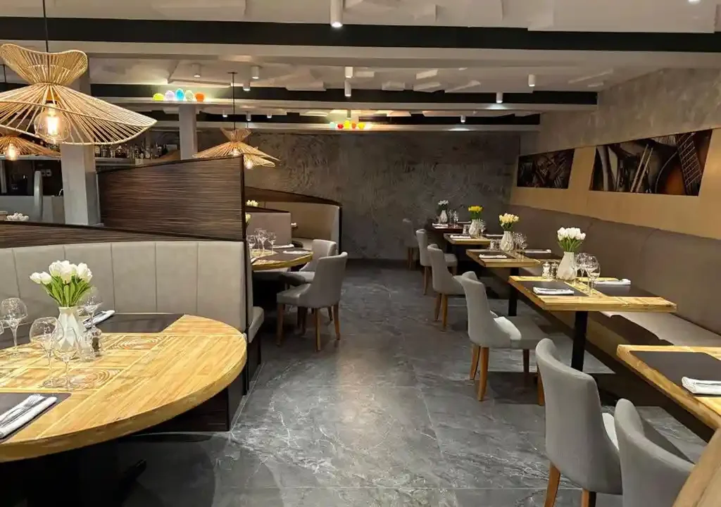 ME4-1962-06_Bien-Immobilier