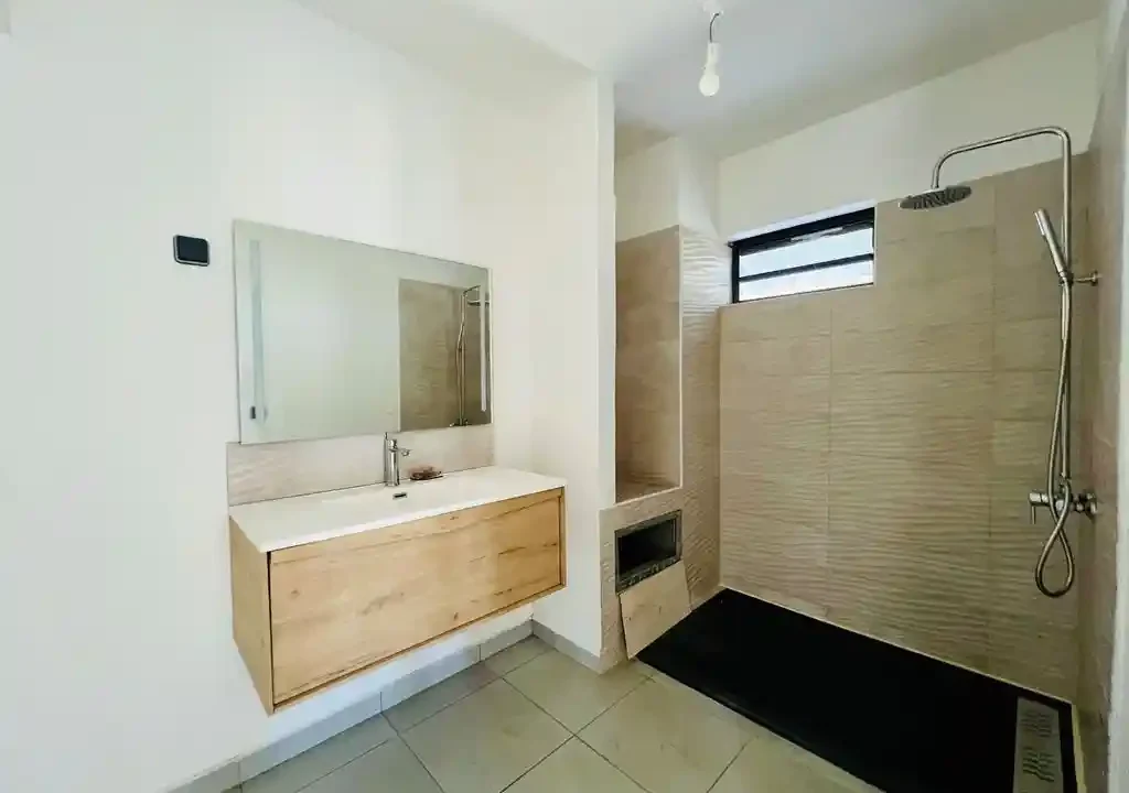 ME4-1969-04_Bien-Immobilier